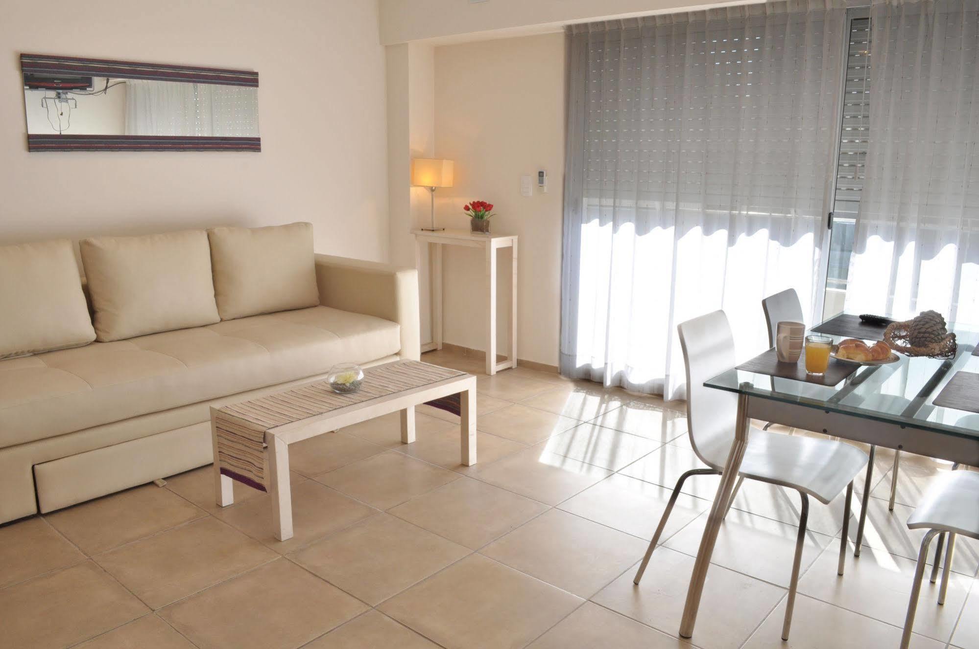Cimma Suites Apart Hotel บัวโนสไอเรส ภายนอก รูปภาพ