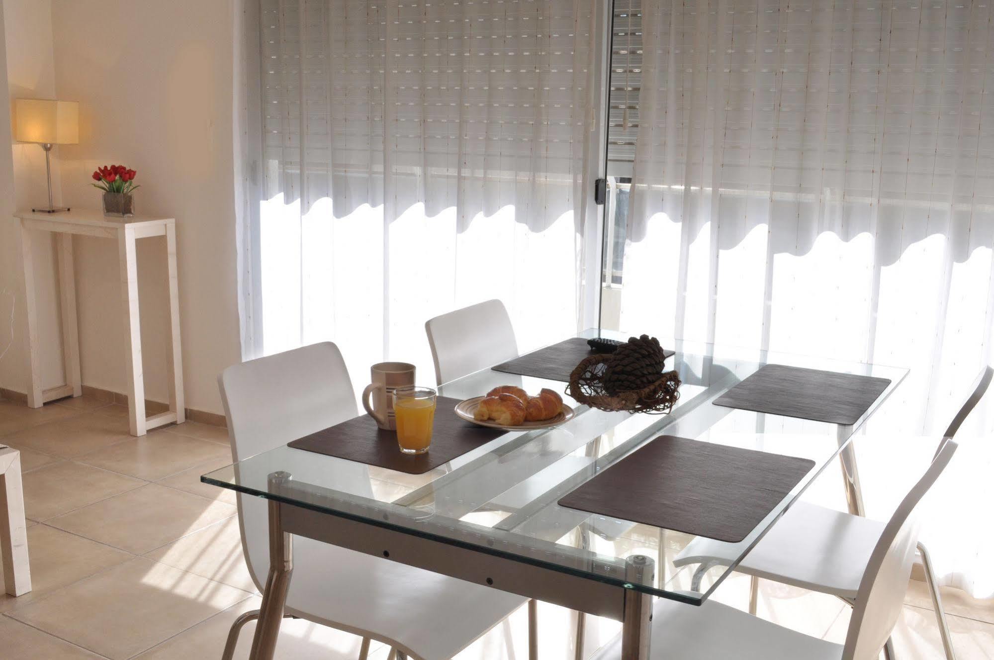 Cimma Suites Apart Hotel บัวโนสไอเรส ภายนอก รูปภาพ